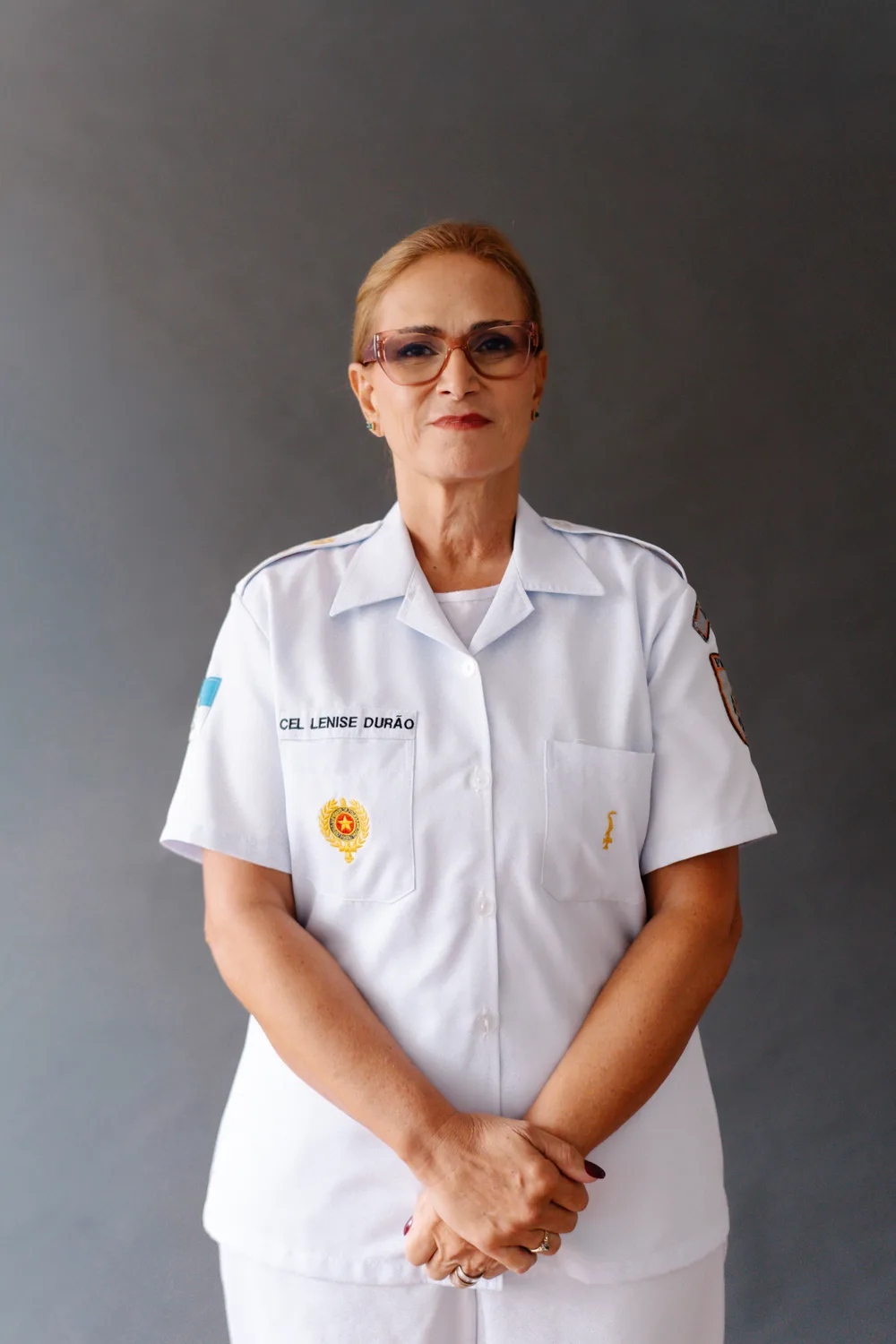 Coronel Lenise Durão, uniforme branco do serviço de saúde da PMERJ